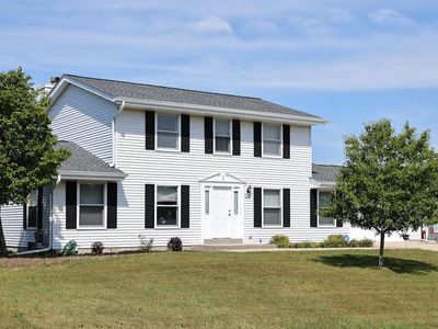 8795 S Lizanne DRIVE, Oak Creek, WI, 53154