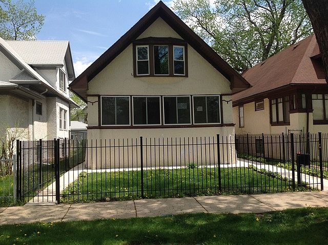 1st image of 1055 N Lockwood Ave