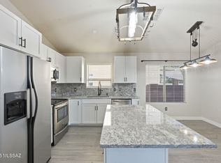 8373 S Egyptian Dr, Tucson, AZ 85747