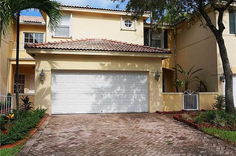 1st image of 5511 NW 112th Ct