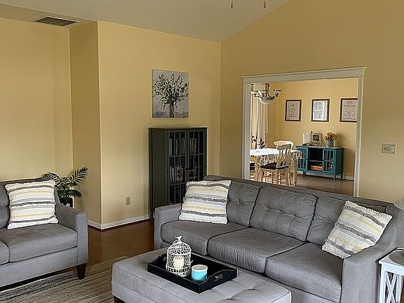 4th image of 1190 G St