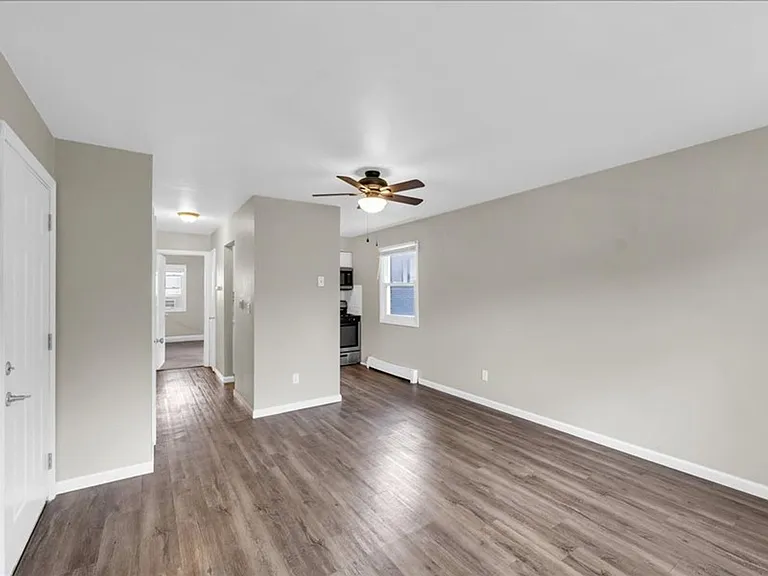333 Riley Dr — Photo 32