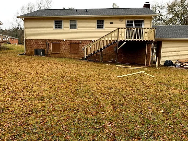 4670 Lindsey Dr — Photo 28