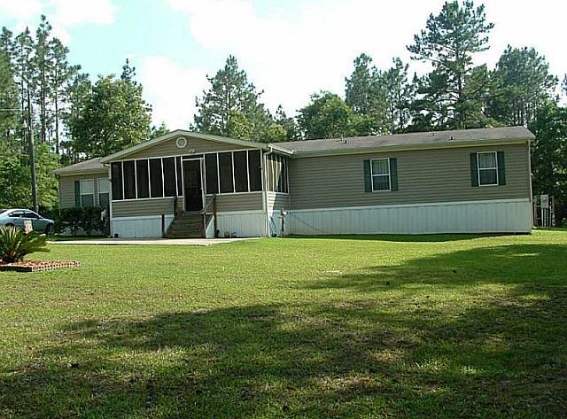 1st image of 67393 Hickory Point Rd