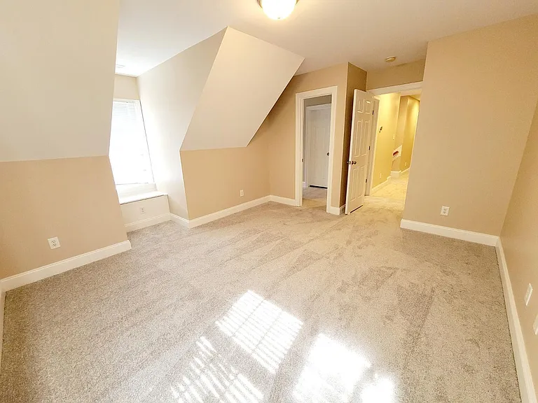 1217 Crozier Ct — Photo 37