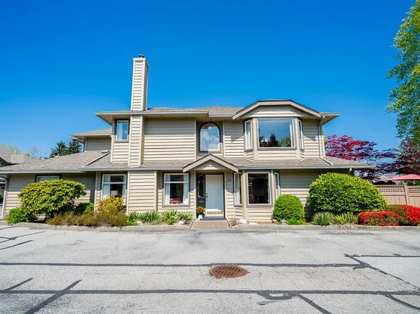 9727 152b St #24, Surrey, BC V3R 0G5