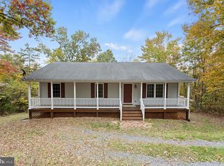64 Maple Ave, Mount Jackson, VA 22842