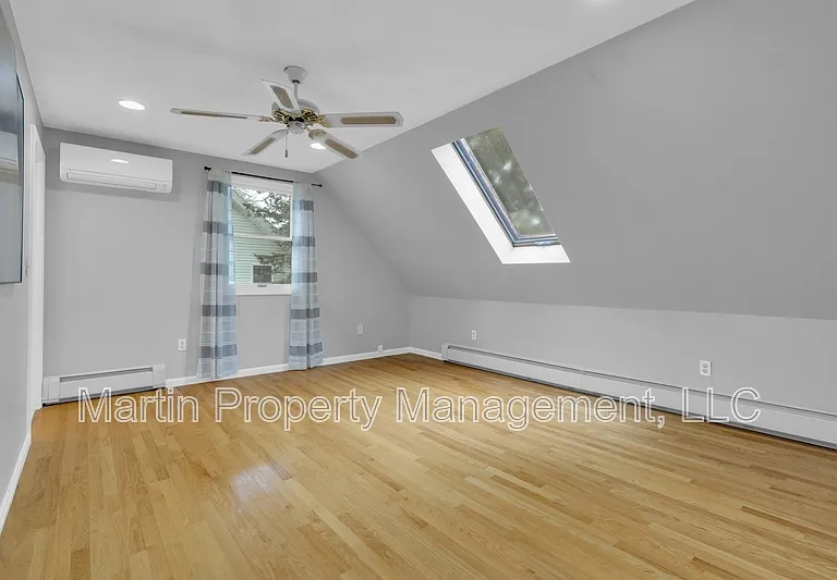 102 Orange St — Photo 9