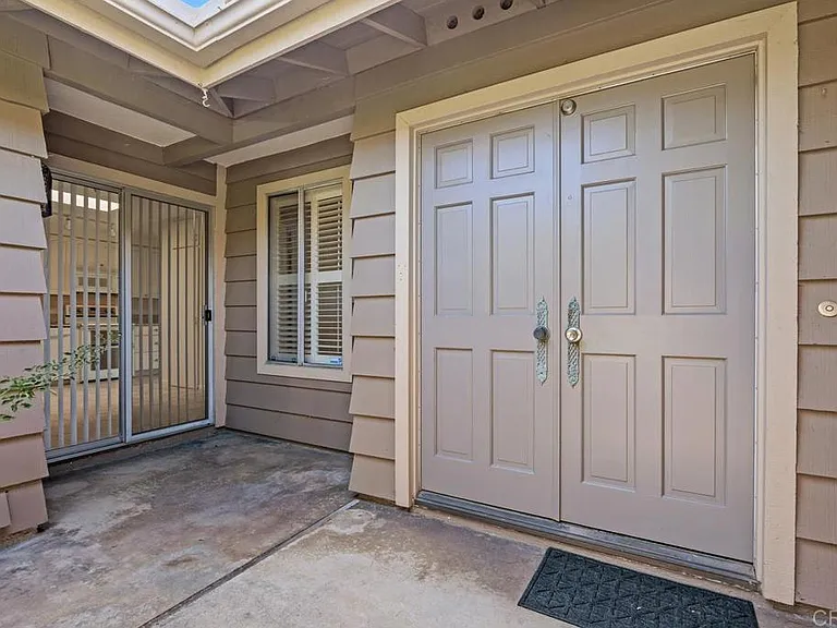 115 Delicias Ct — Photo 2