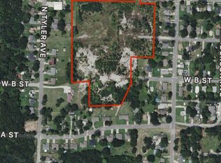 W Perkins St, Joplin, MO 64801