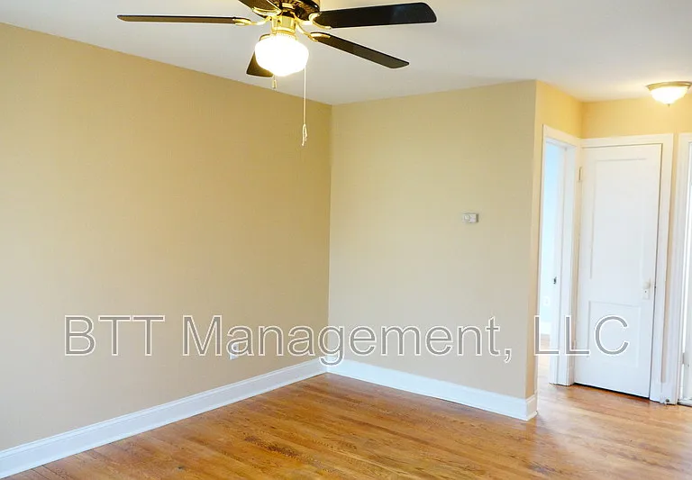 8400 Greenwood Ave #4 — Photo 41