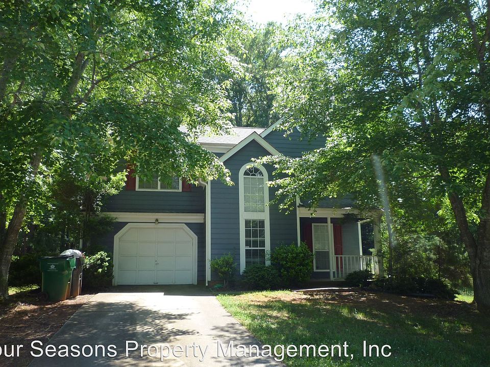 1st image of 8303 Bedford Green Ln