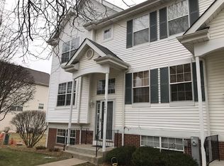 17445 S Sauk Dr, Lockport, IL 60441