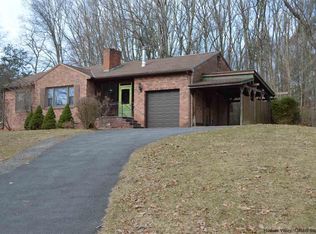 225 Old Flatbush Rd, Kingston, NY 12401