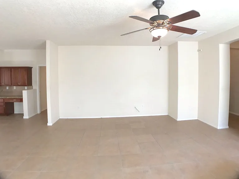 815 Desert Marigold Ct — Photo 21