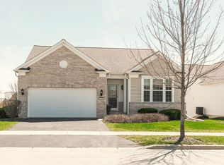 3260 Rockwell Cir, Mundelein, IL 60060