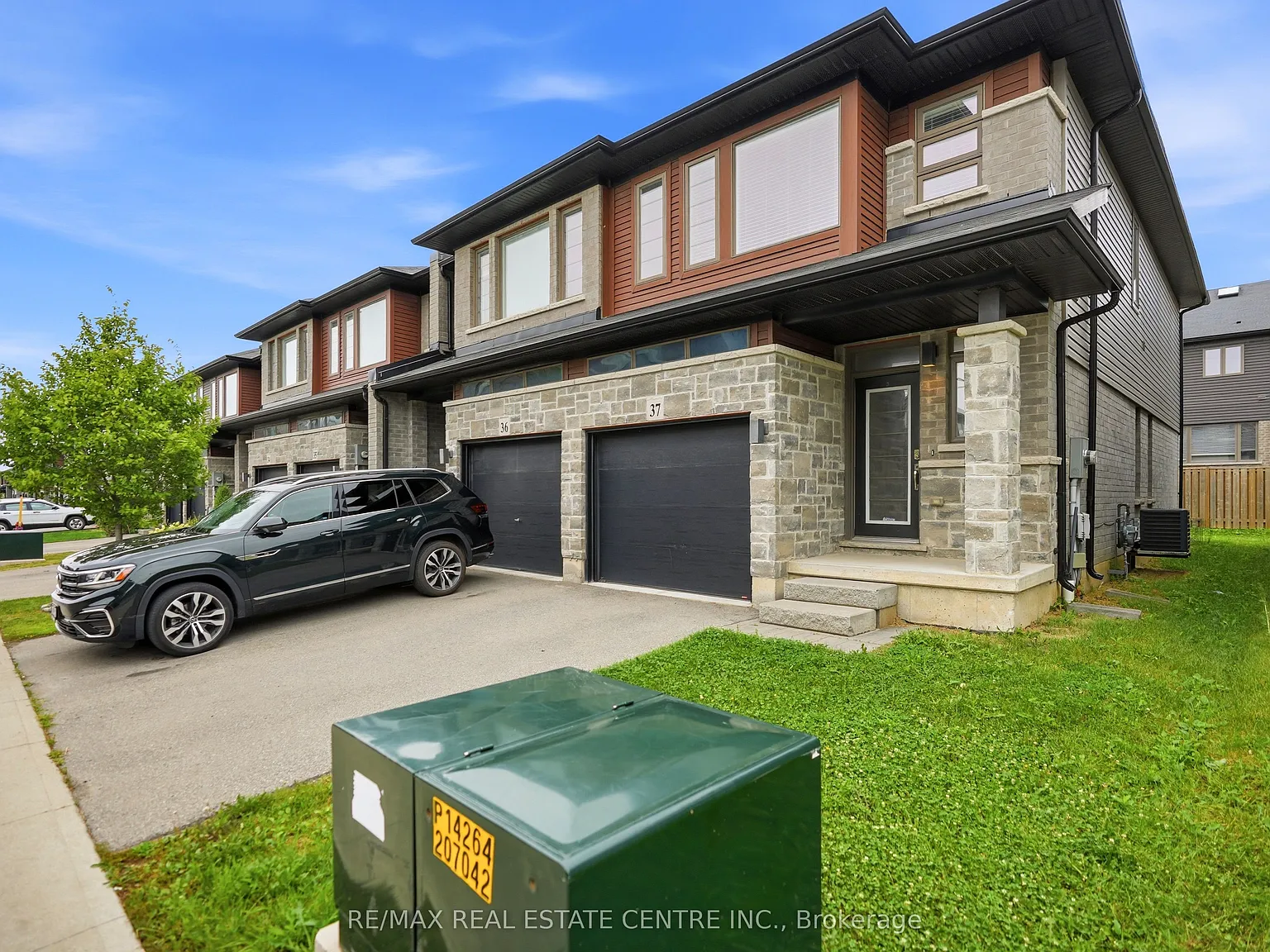 3 bed, $2,850 — Photo 3