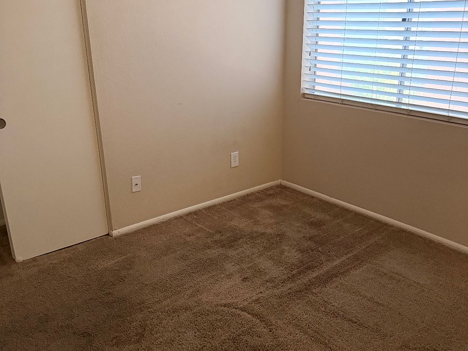 1st image of 8578 N 107th Ln