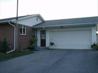 302 W Middle Creek Rd, Lititz, PA 17543