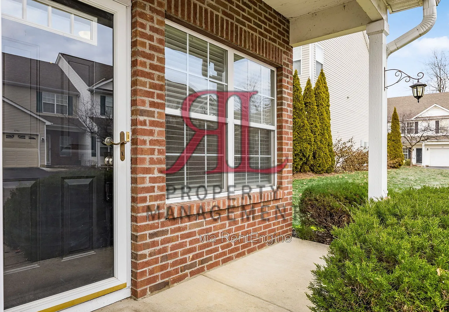 2 bed, 1.5 bath, 1236 sqft, $1,835 — Photo 3