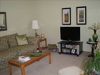 3rd image of 13 Craig Ave