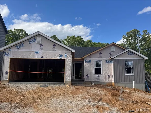 713 Blake Dr, Hillsboro, MO 63050