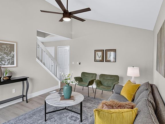 5th image of 41437 Cornell Dr