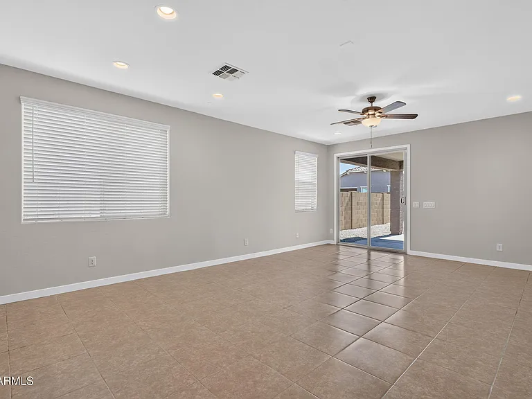 3737 S 64th Ln — Photo 17