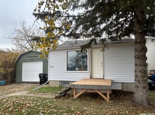 321 White St, Bienfait, SK S0C0M0
