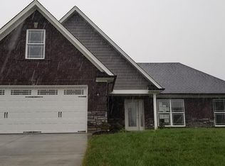 6040 Cookie Dr, Charlestown, IN 47111