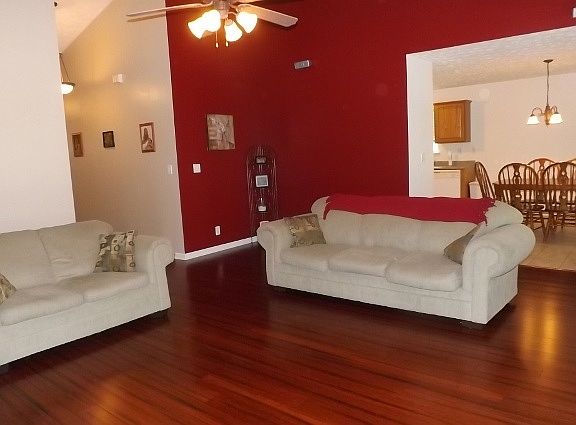 3rd image of 4133 Druze Ave