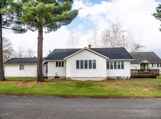 46636 Sycamore Dr, Bangor, MI