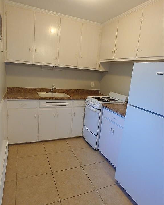 1st image of 314 Griswold St #3
