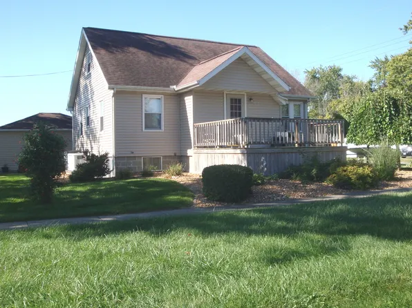 301 E Elm St, Buckley, IL 60918