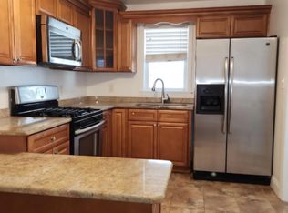 911 Saville Ave #1, Crum Lynne, PA 19022