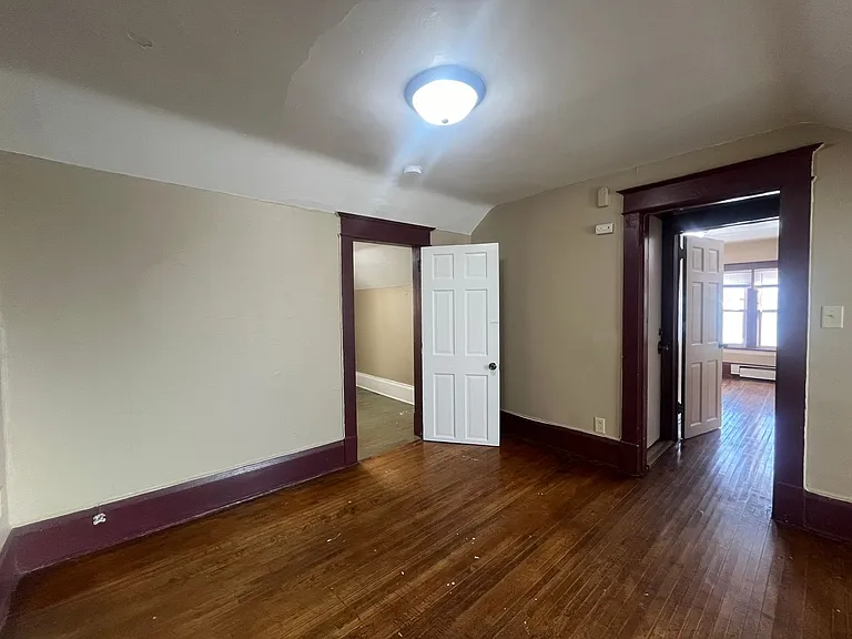 125 Como Ave — Photo 5