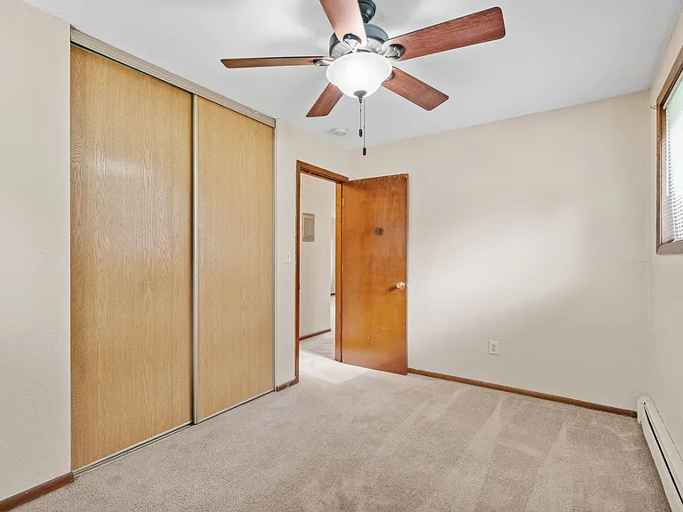 2180-3 bedroom 1