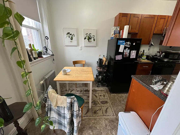 104 Queensberry St #10 — Photo 13