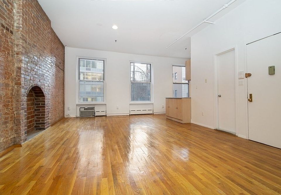 1st image of 113 E 12th St APT 4F