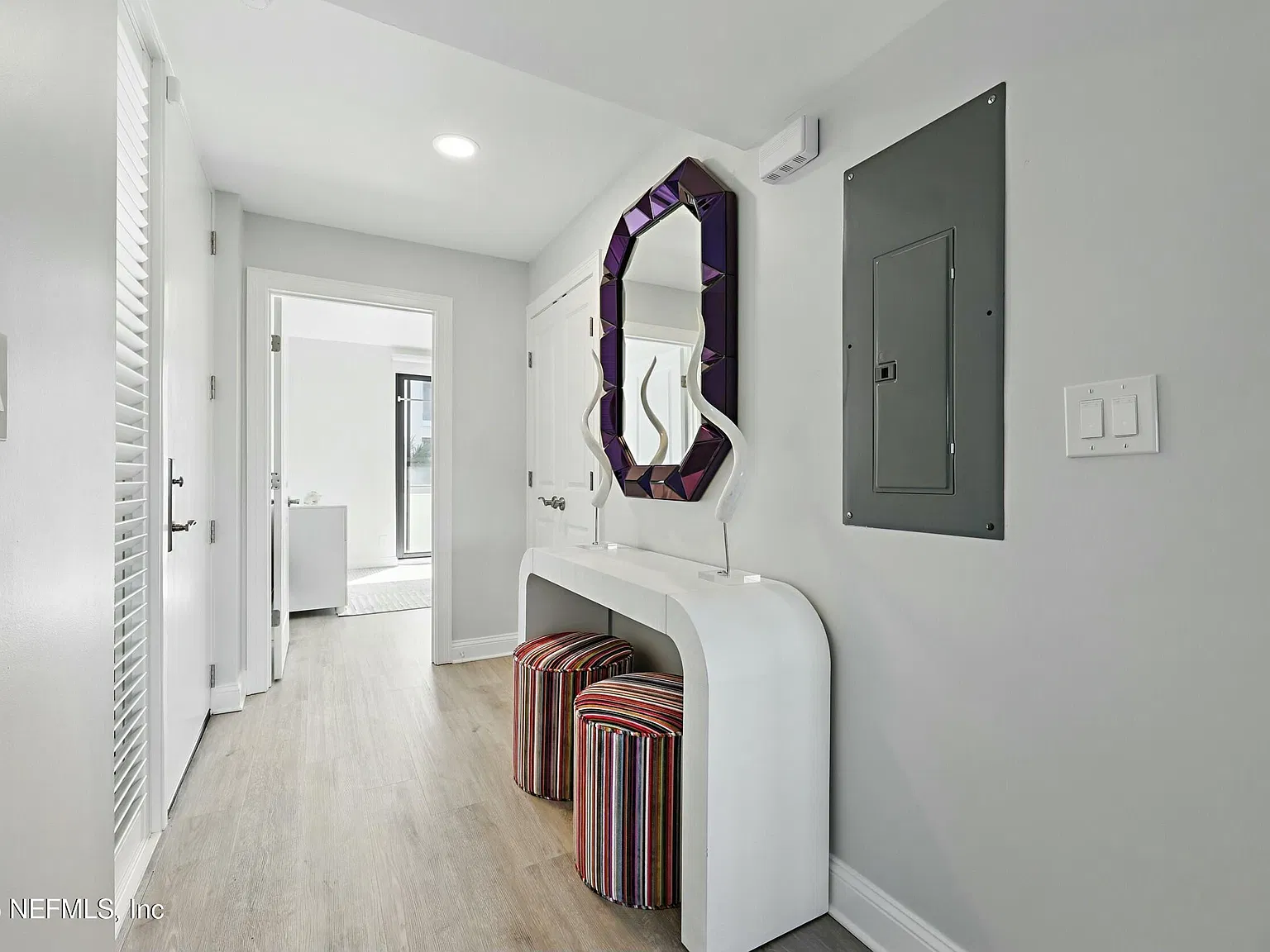 2 bed, 2.0 bath, 1644 sqft, $8,750 — Photo 4