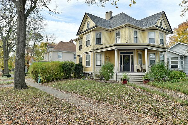 1st image of 702 Ottawa Ave