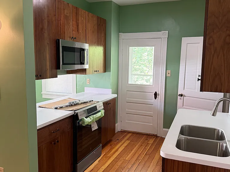 514 S Cameron St — Photo 14