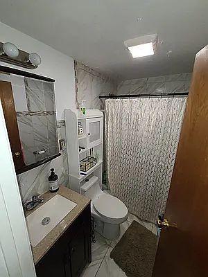 4th image of 4901 28th Ave #3