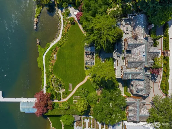 3038 E Laurelhurst Drive NE, Seattle, WA 98105