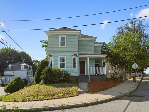 56 Beacon St, Lowell, MA 01850