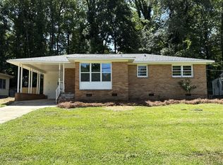 5320 Dolphin Ln, Charlotte, NC 28215