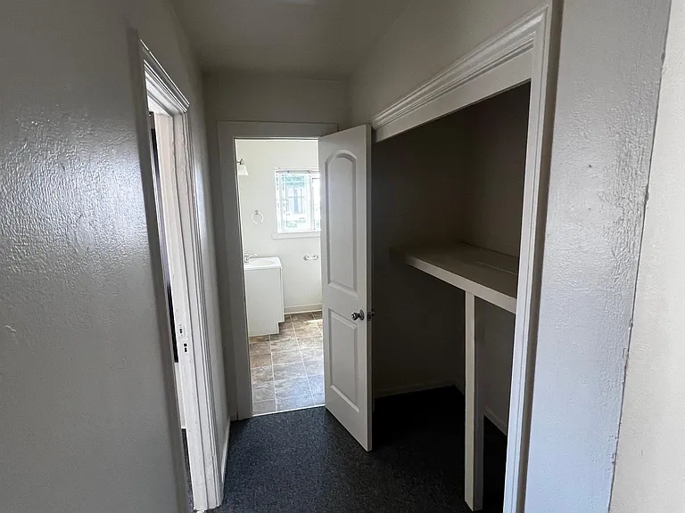 2413 Mission St #B — Photo 10