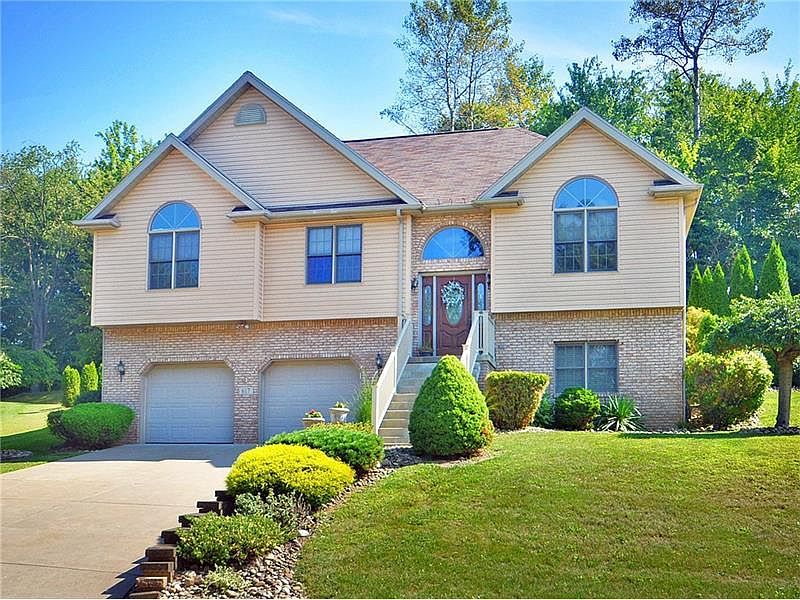 1st image of 617 Wellington Dr