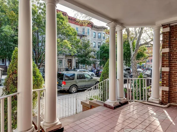 817 Prospect Pl, Brooklyn, NY 11216