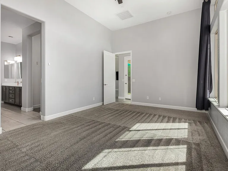 11905 W Creosote Dr — Photo 15